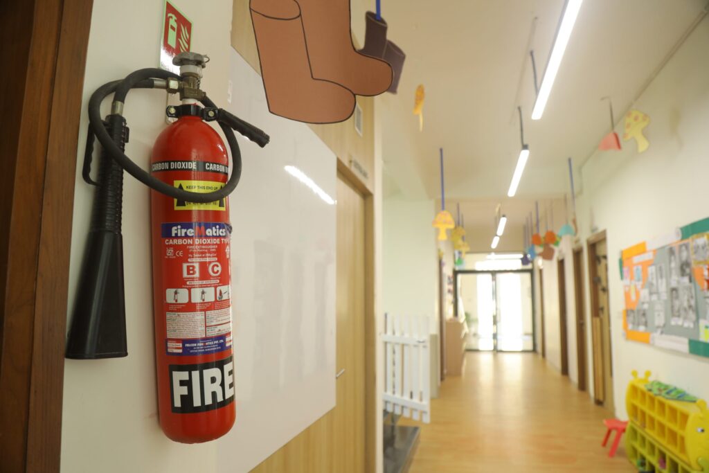 Fire extinguisher-min